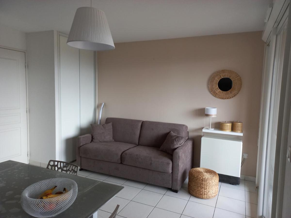 Appartement Offrant Une Magnifique Vue Des Montagnes 생-레제르-레-멜레즈 외부 사진